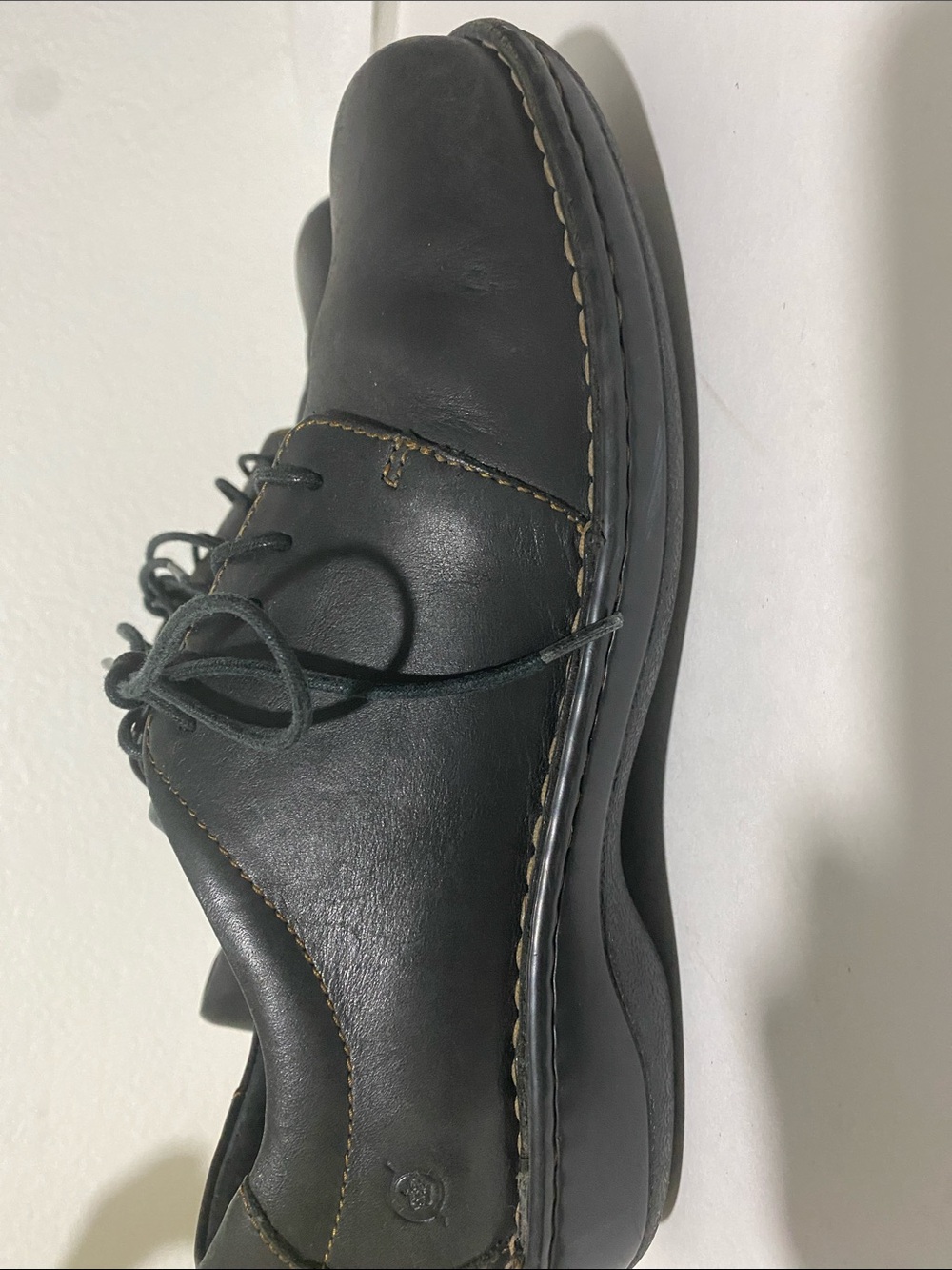 BORN Black leather shoes
